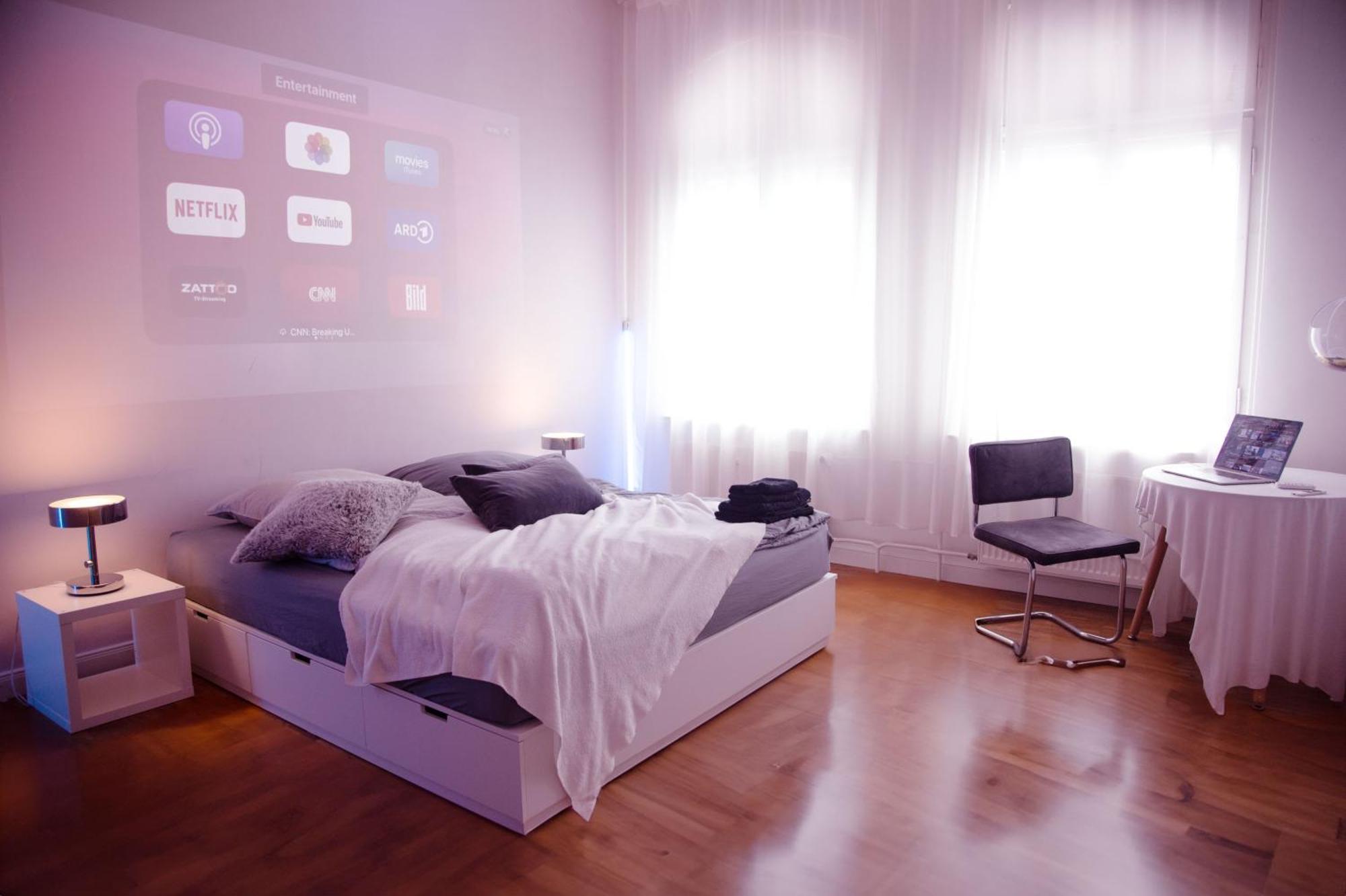 Huge Apartment With Home Cinema And Kitchen In Friedrichshain Берлин Экстерьер фото
